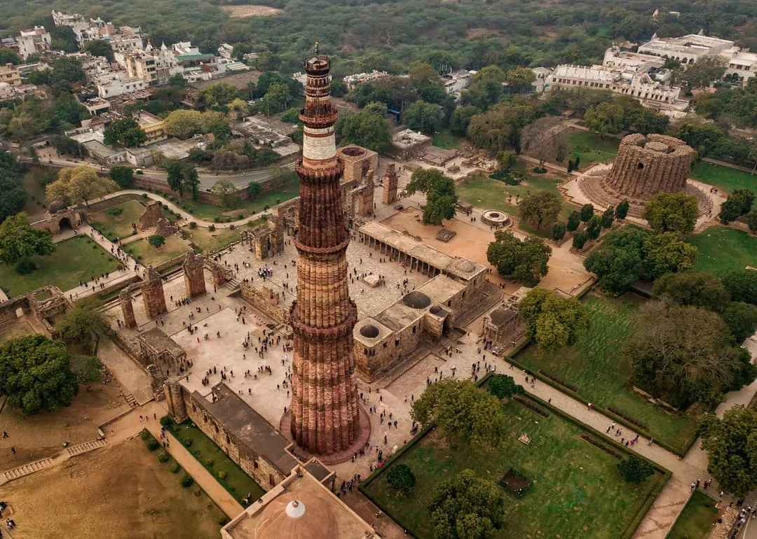 27 Temples inside Qutub Minar Complex could be rebuilt soon: Delhi Court gives a green signal after hearing the PIL | The Tatva
