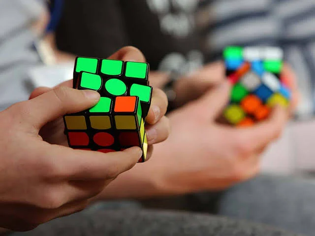 How to solve a 2×2 Rubik’s cube & its Benefits: 12 Amazing Physical And Mental Benefits of Solving A Rubik’s Cube